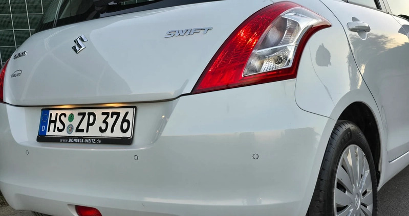 Suzuki Swift cena 28800 przebieg: 170000, rok produkcji 2016 z Mogielnica małe 596